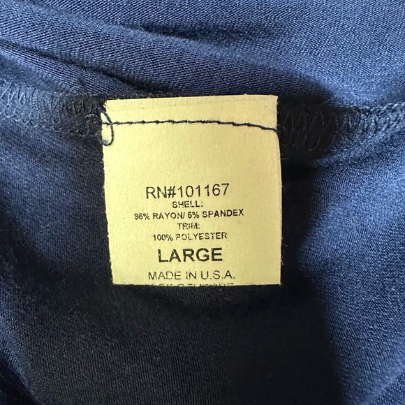 Cha Cha Vente navy blue women’s blouse size large flowing soft fabric - Picture 4 of 4